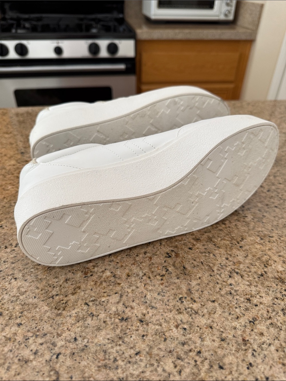 Dr. Scholl's Madison Lace White Sneakers with Bronze Accent Size 9 | NEW no box - Picture 6 of 11